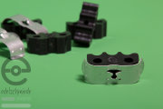 Metal clip for rubber grommet fuelhose injection