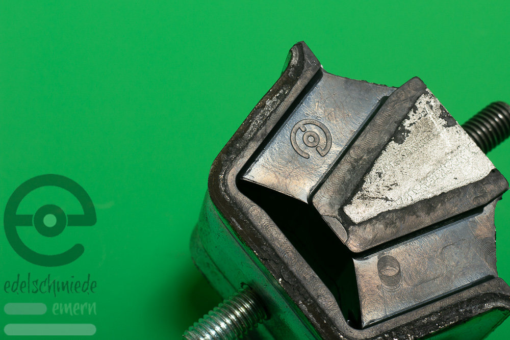 NEU Motorlagerbock Opel Kadett A Motor Dämpfungsblock ALTOPELHILFE NEU Motorlagerbock Opel Kadett A Motor Dämpfungsblock ALTOPELHILFE